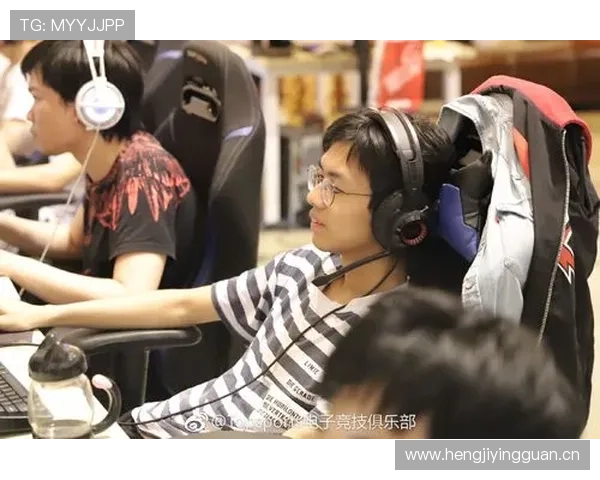 新手玩家全面提升电子竞技水平的系统入门与实战指南